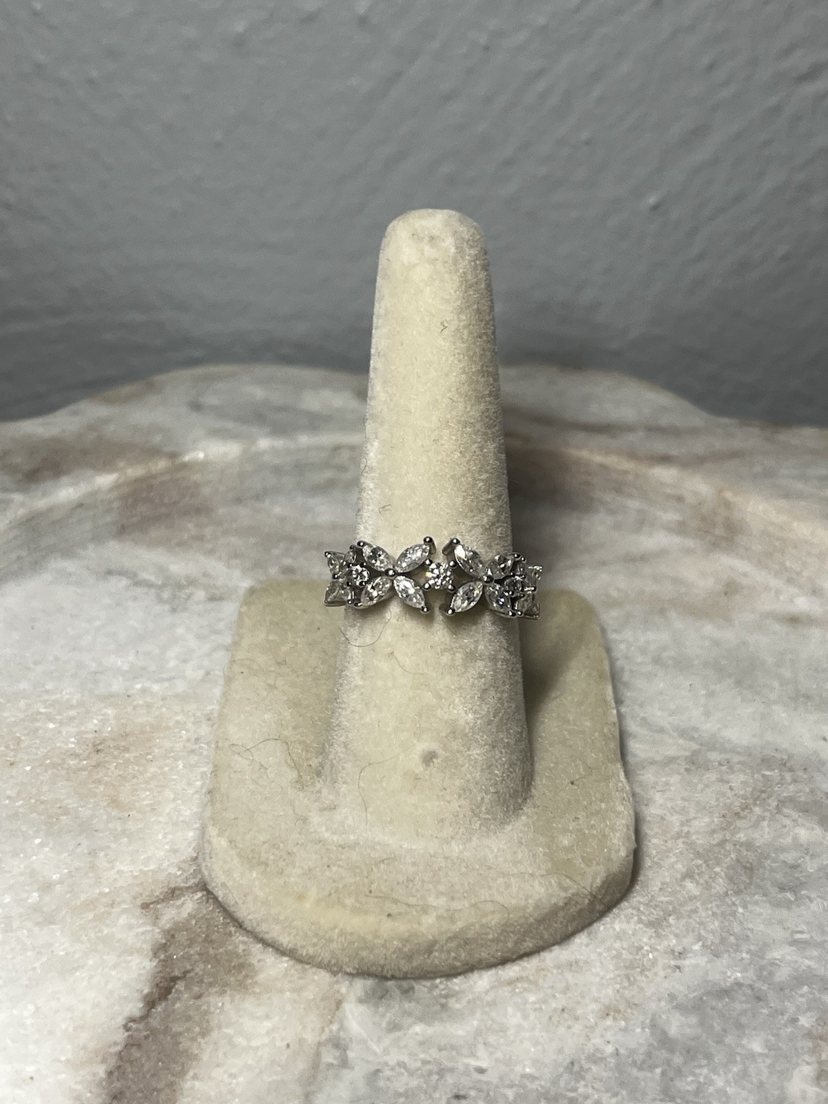 925 Sterling Silver Marquise and round cut moissanite Flower Band Ring Size 6