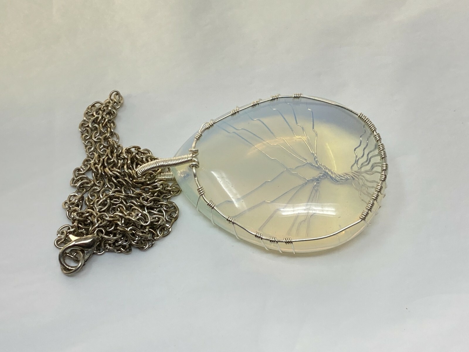 Beautiful Silvertone Wire-Wrapped Milky Blue Glass Tree Pendant 24″ Necklace
