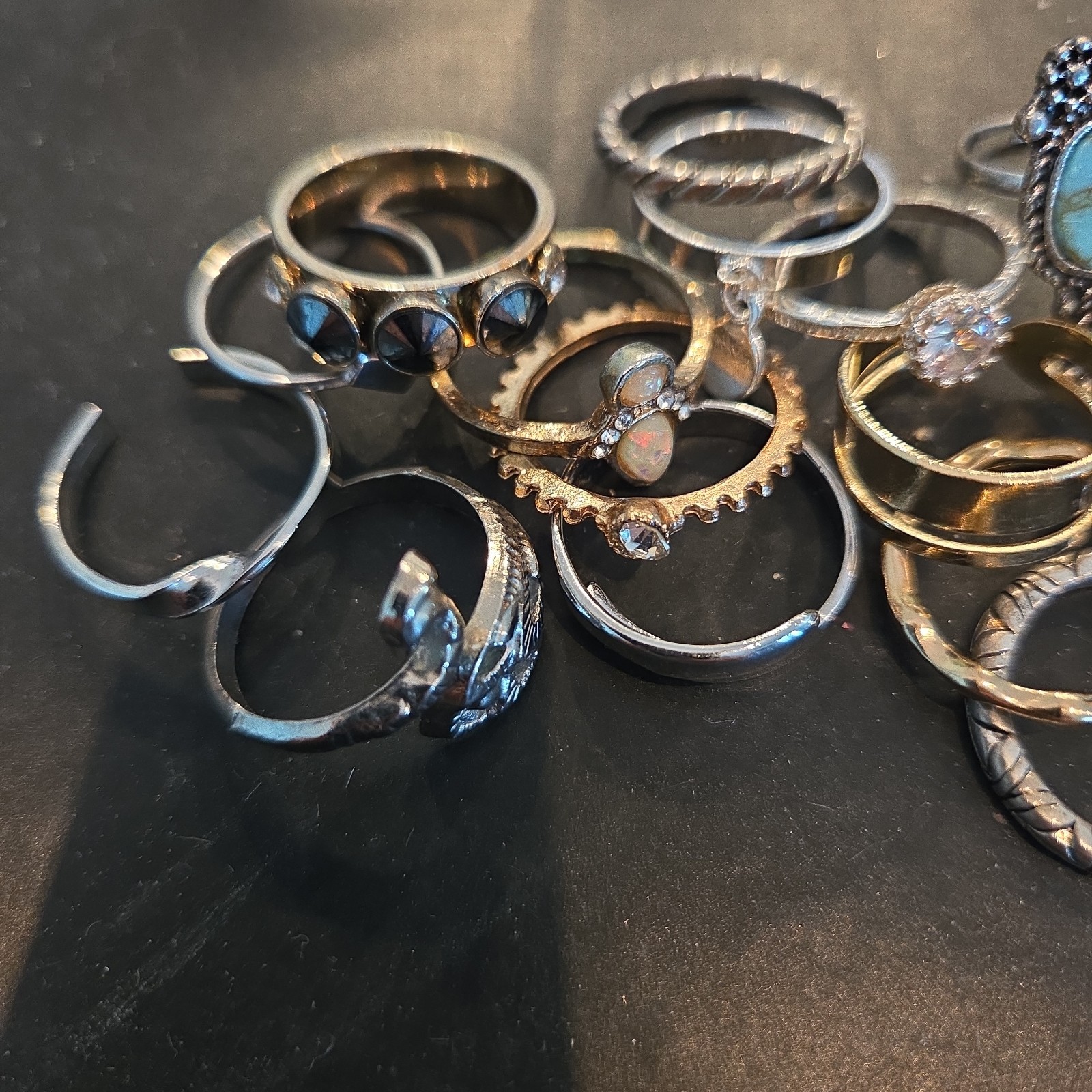 Miscellaneous Rings mixed multicolor Rings Lot of 28 sz 7