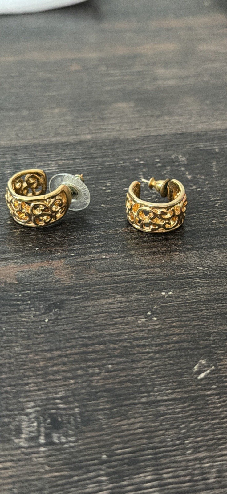 Gold Tone Textured Round Hoop Post Back Earrings Metal 0.5 in