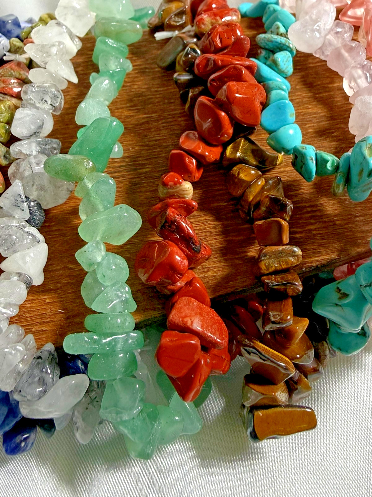 Mixed Lot 10 Pcs Gemstone Chip Bracelets 7.5″ Elastic Natural Stone Set NWOT