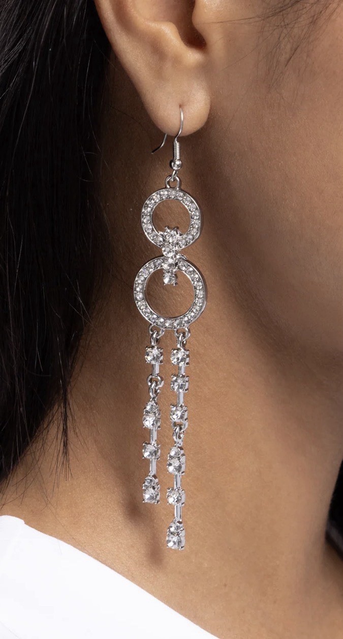 Paparazzi Chic Crowd-White Earrings