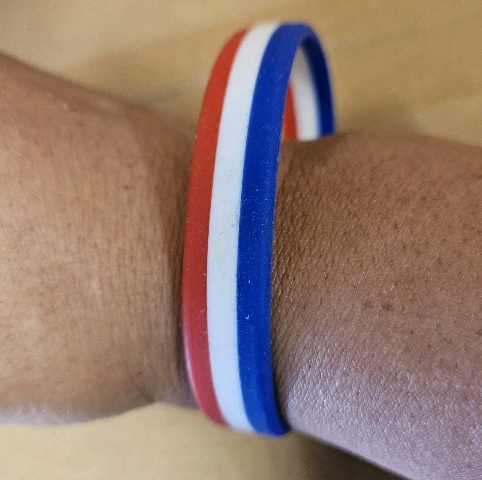 2x Unisex Adults England Flag Patriotic Red White Blue Silicone Rubber Bands