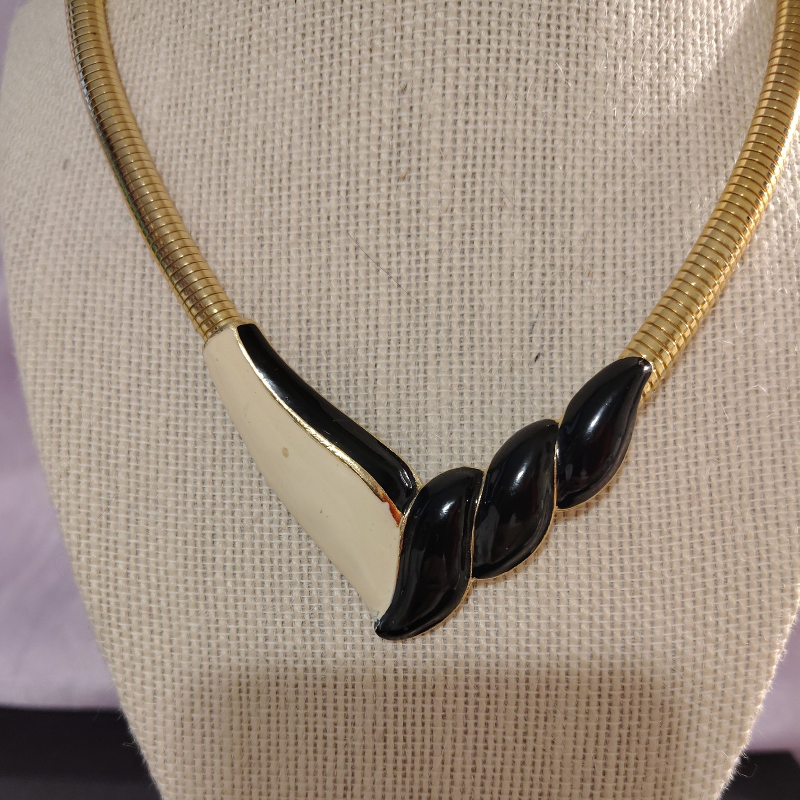 Vintage 80’s Black Gold Bib Necklace enamel