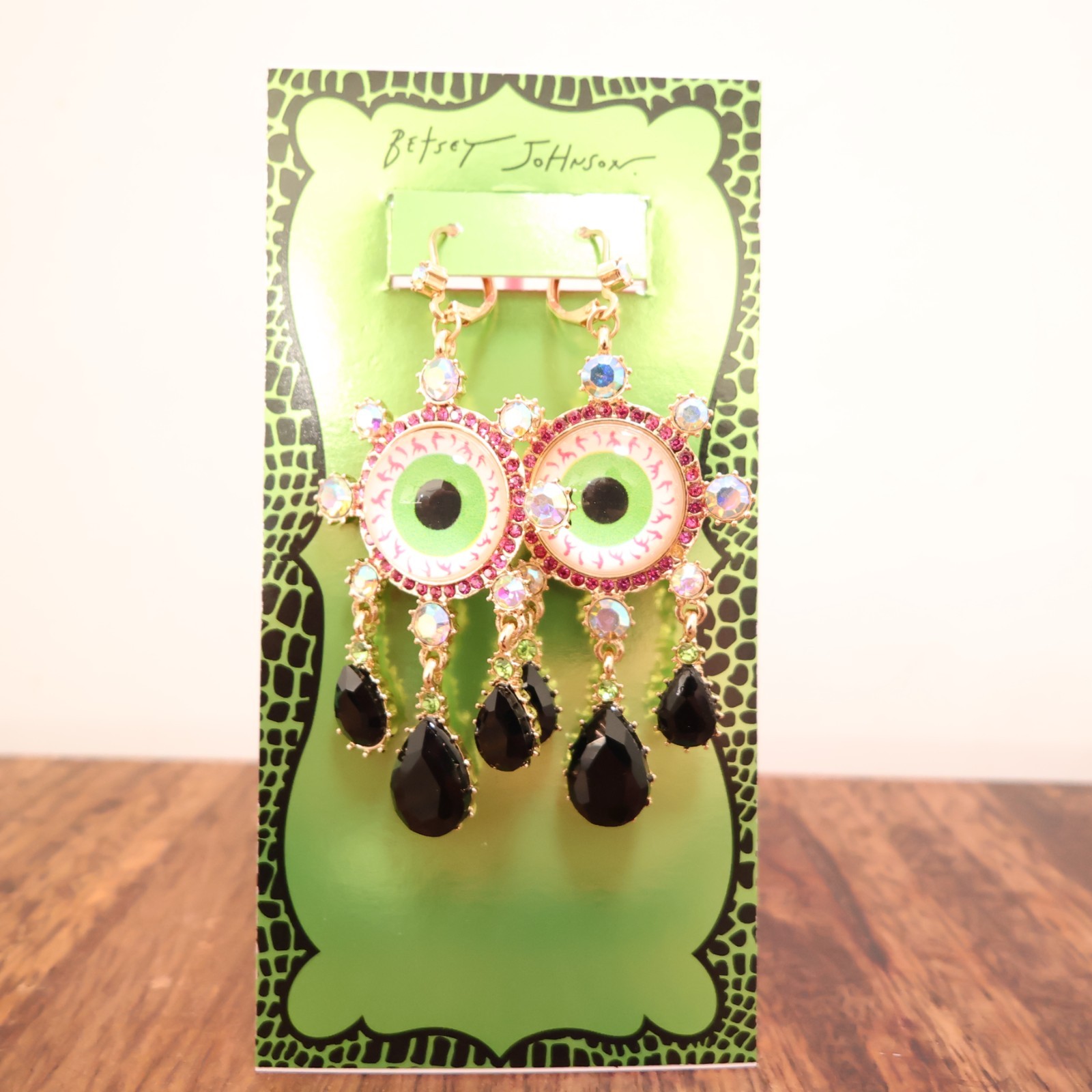 Betsey Johnson earrings eyeballs Halloween chandeliers pink black crystals NWT
