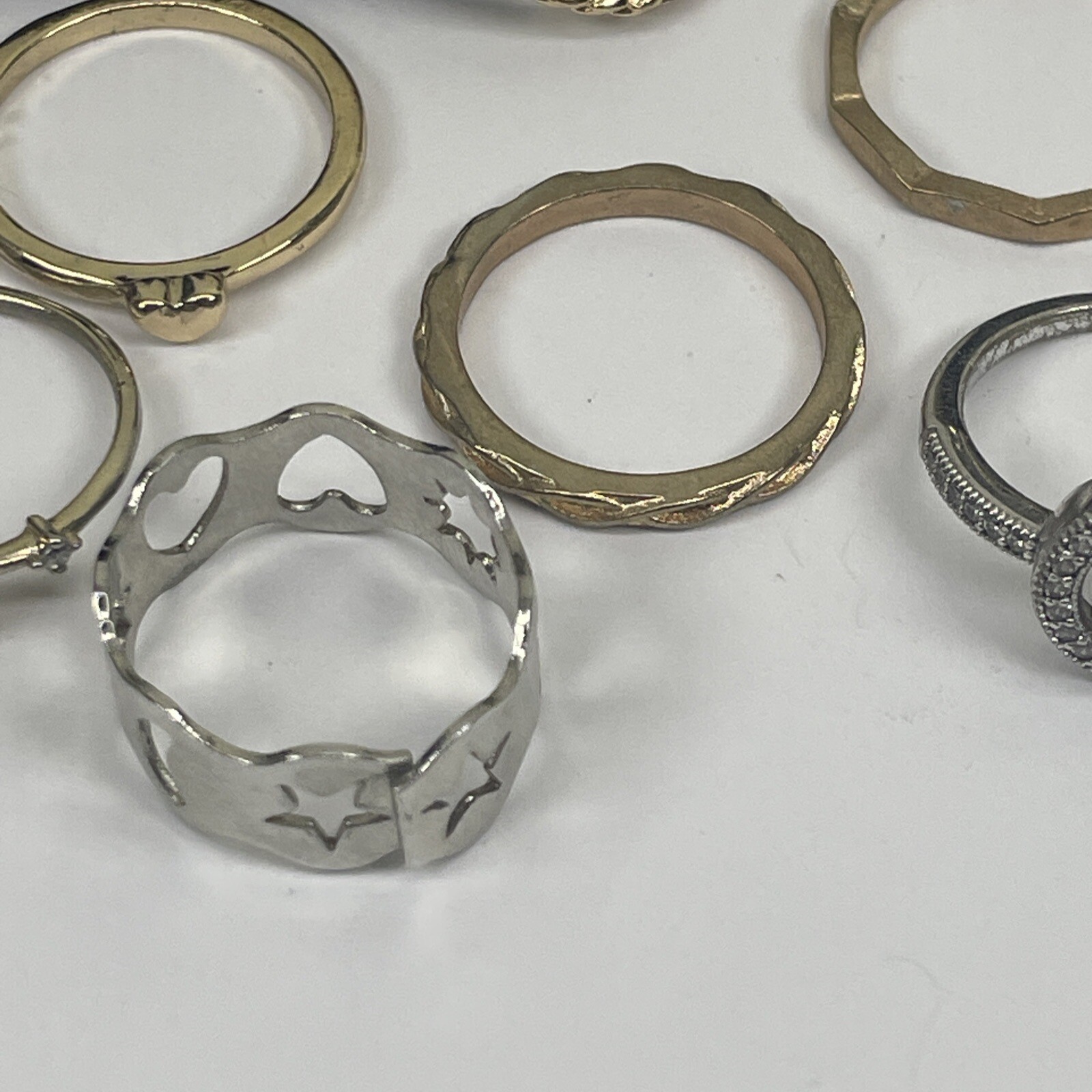 Lot 14 Rings Jewelry Mix Lot Fashion Assorted Shapes Colors All Size 5.75