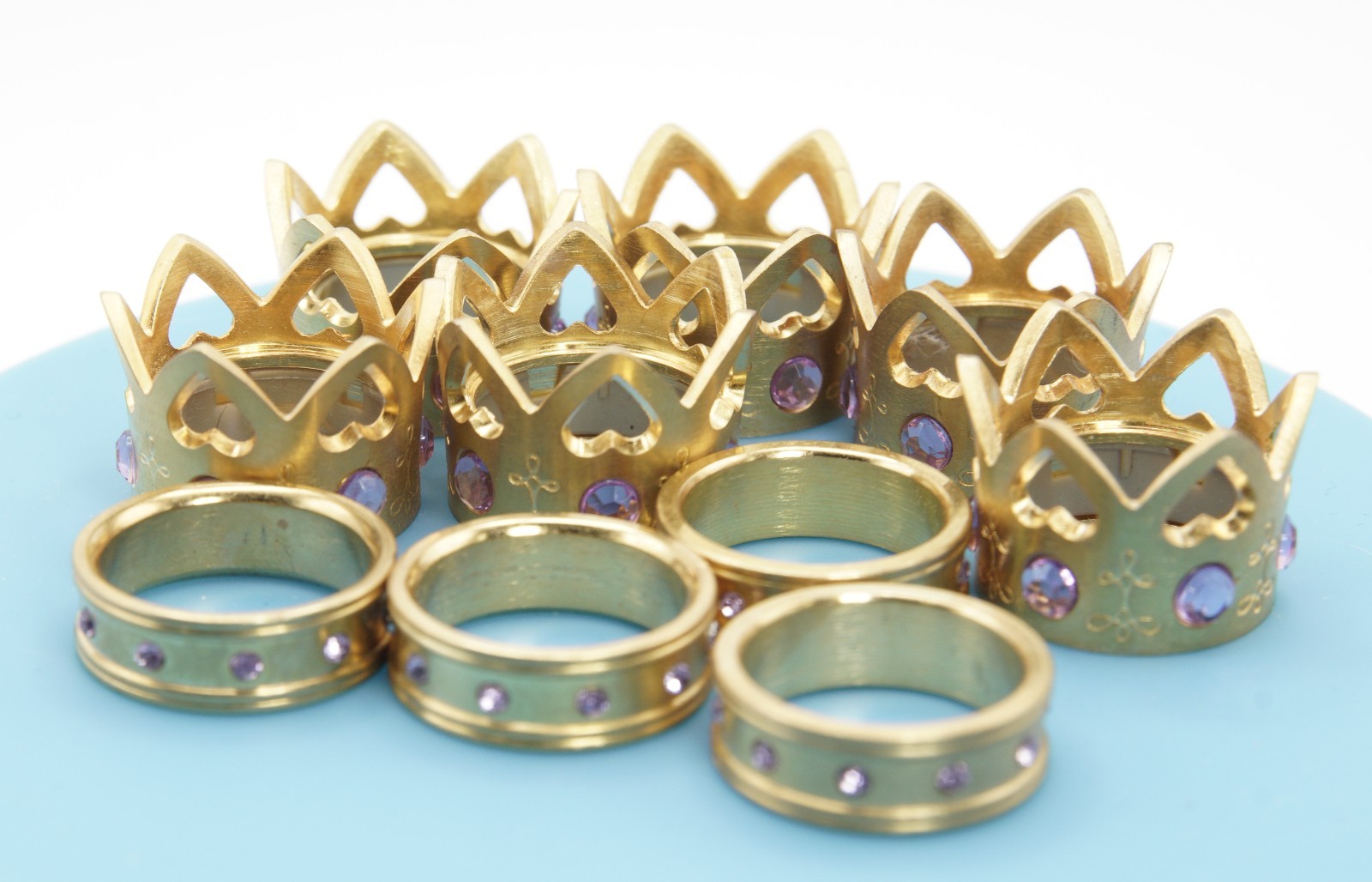 Vera Wang Perfume Bottle Rings total 13 (8 Crown and 5 Band Rings)