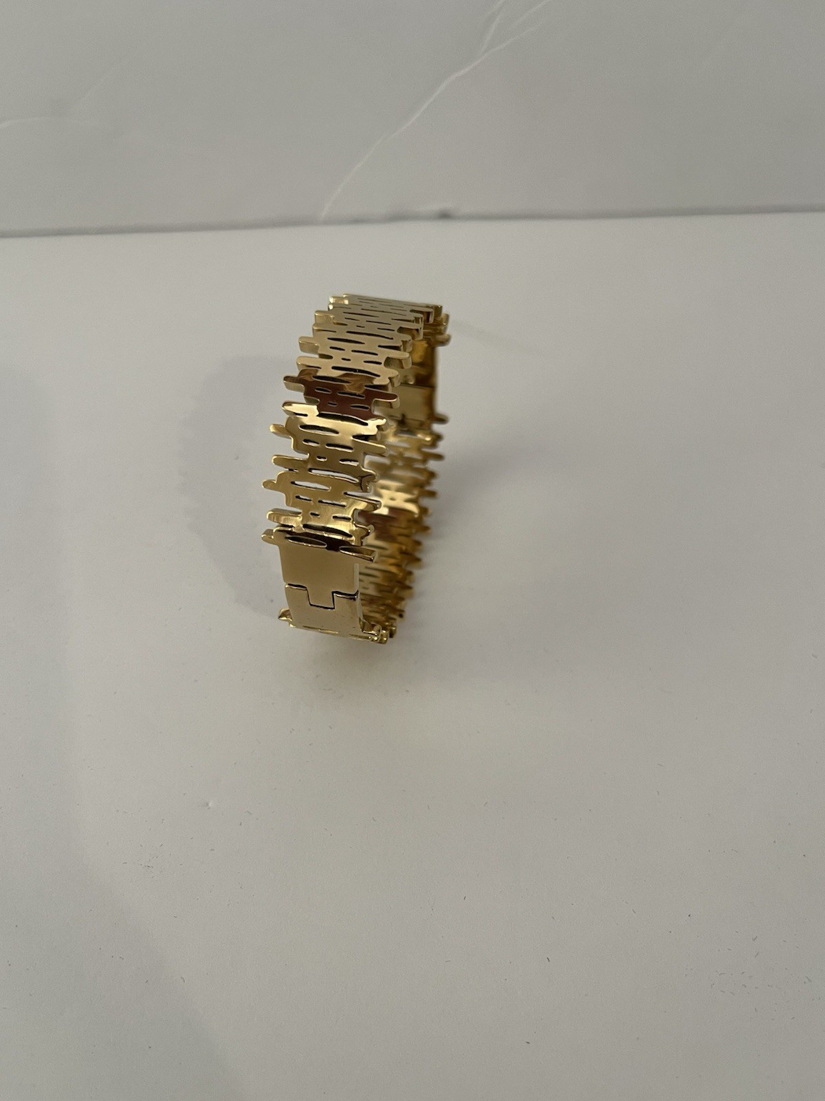 Bold Gold Tone Stainless Steel Geometric Wristlet Bracelet Large 10”