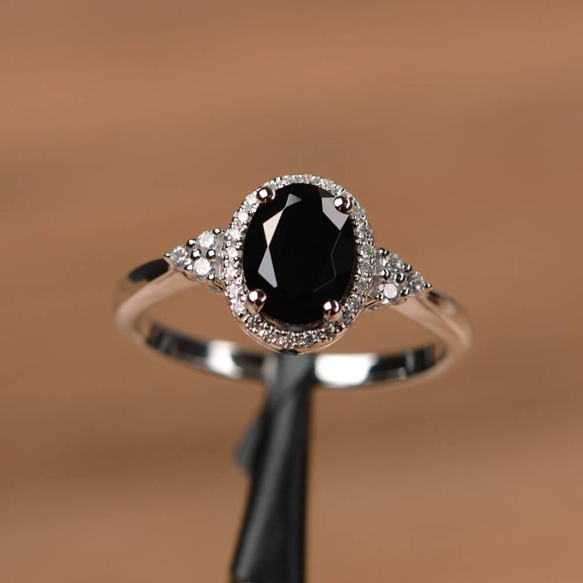 2CT Black Spinel Oval Gemstone 925 Silver Plated Cocktail Ring Duty Free