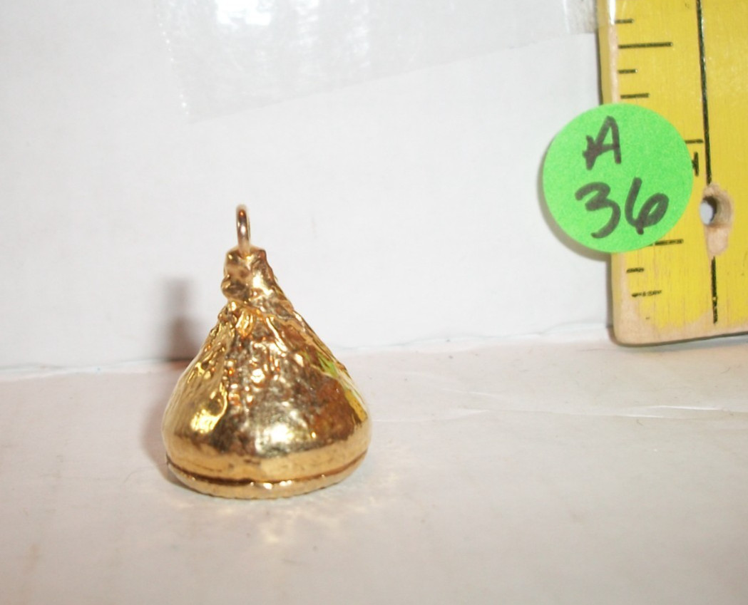 HERSHEYS KISS PENDANT CHARM MAKER UNKNOWN GOLDTONE AS SHOWN A36