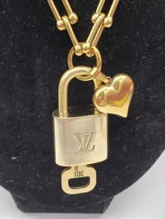 Authentic Louis Vuitton Lock & Key w/ Unbranded Gold Plated Gold Chain Necklace