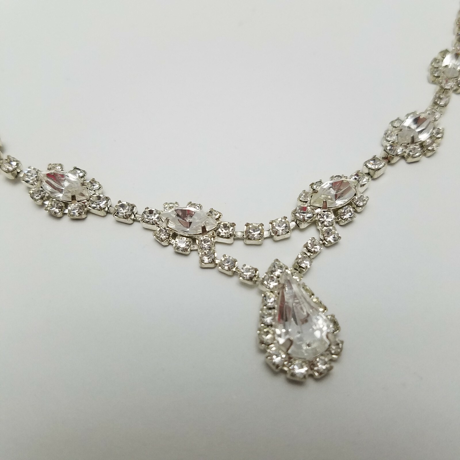 Silvertone Rhinestone Teardrop Necklace Wedding Pageant Evening Special Occasion
