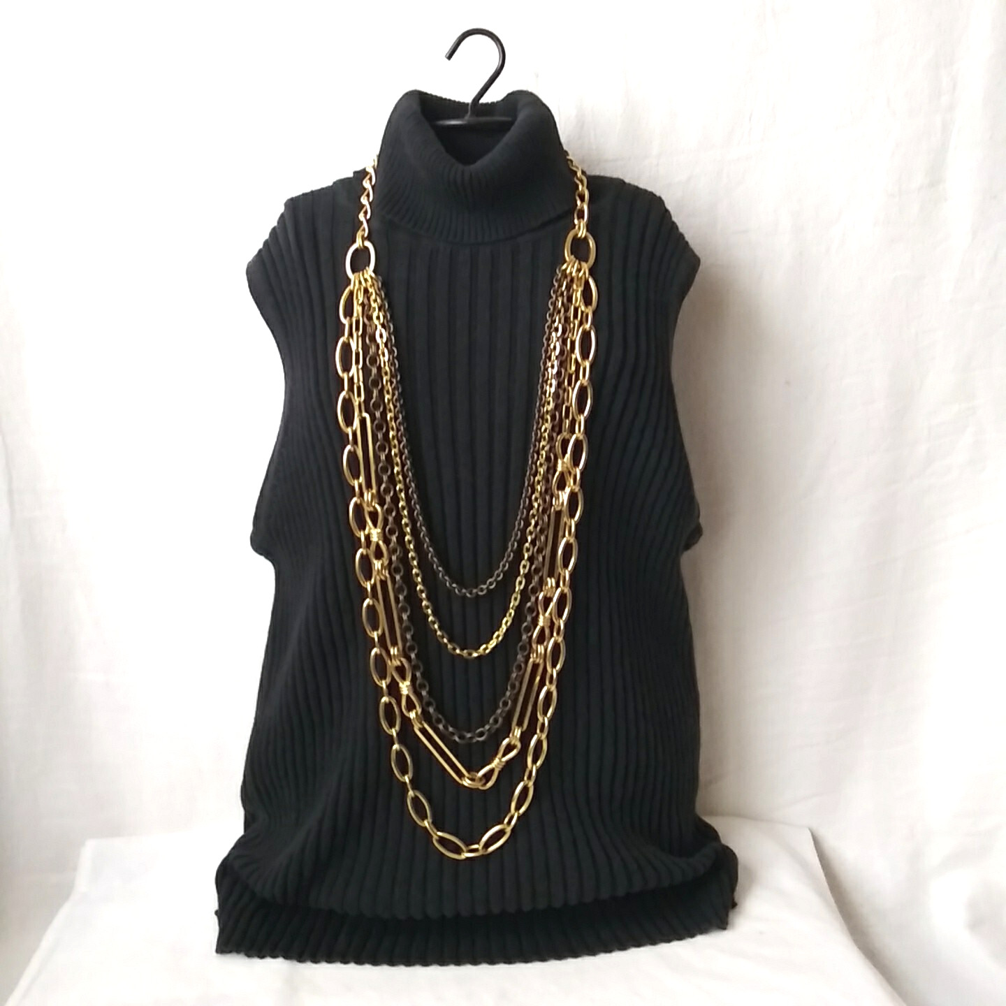 Heavy Gold Tone Multiple 5 Strand Layered Chain Statement Necklace Signed WORTH
