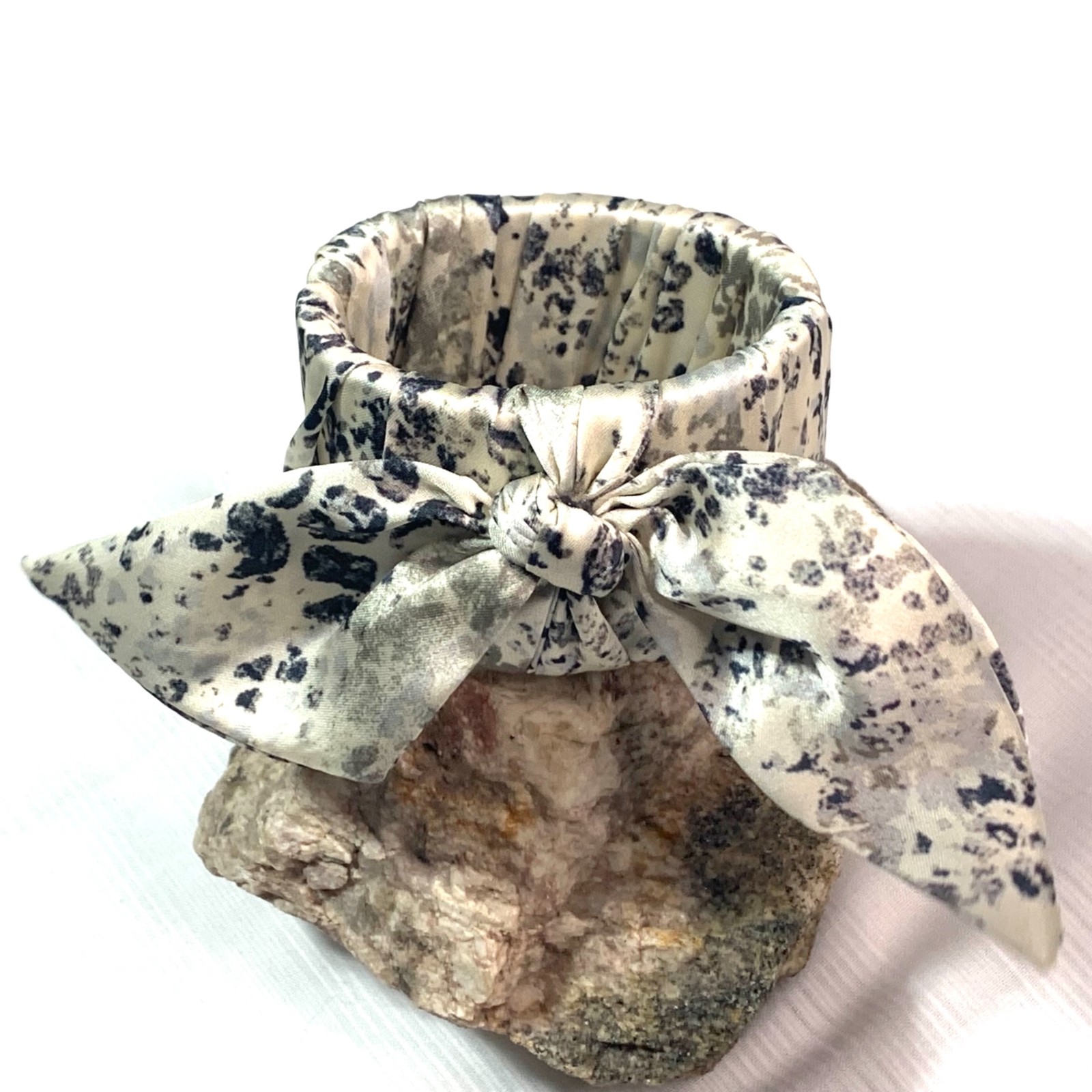 Chicos Glamorous Wide Bangle Bracelet Bold Snake Print Black White Gray Silky