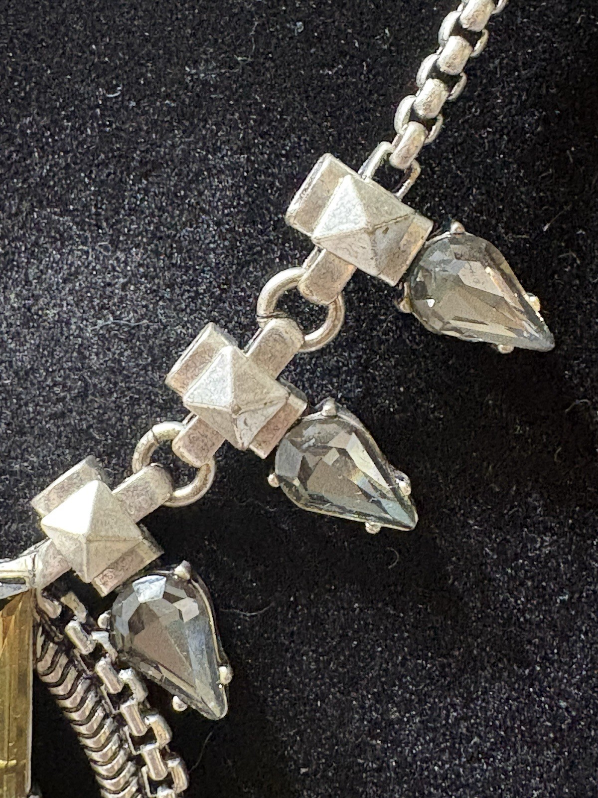 Vintage Stella & Dot Necklace Pendant Art Deco Style Rhinestones SIGNED 31”