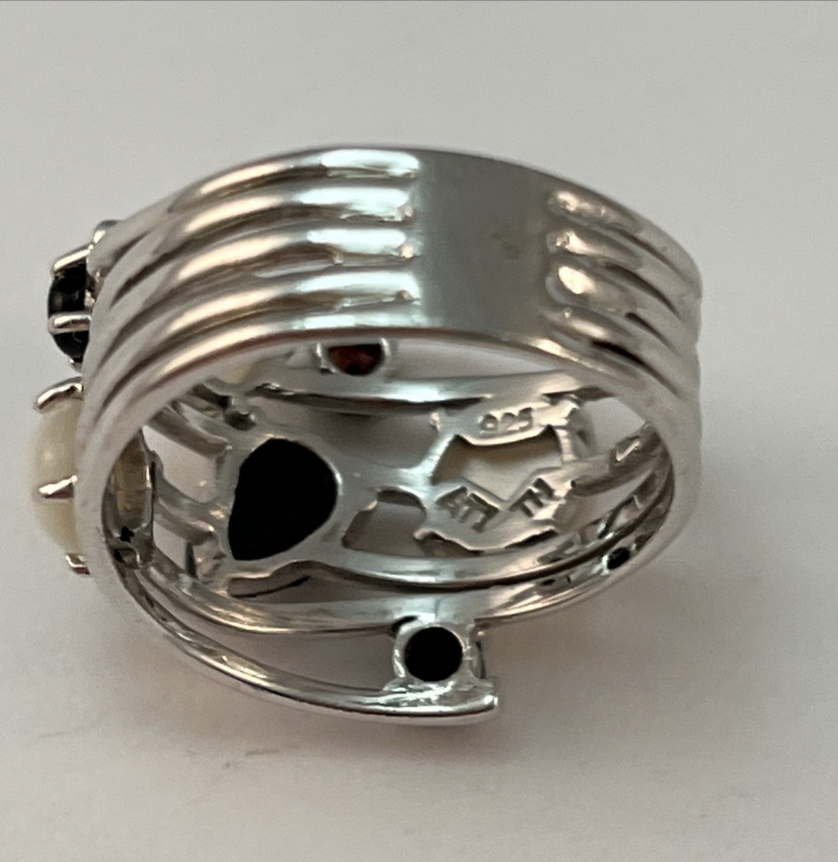 ATI 925 Sterling Silver Faux Black Onyx & Moonstone Ring Size 7