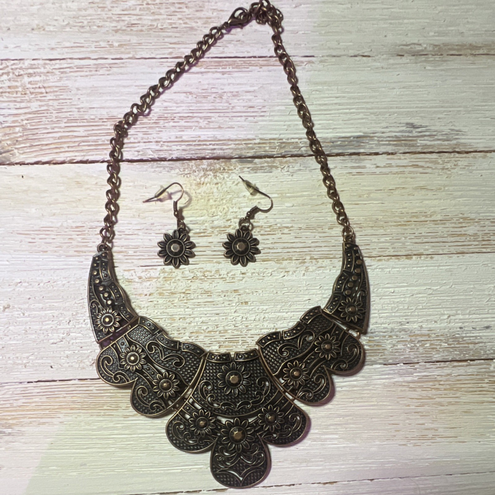 Bronze Tone Floral Bib Necklace & Dangle Earrings Jewelry Set