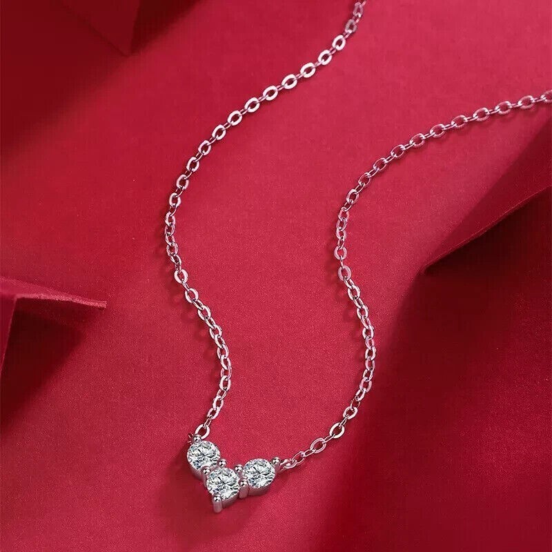 1Ct Round Cut Simulated Diamond Stunning Women’s Pendant 14K White Gold Plated