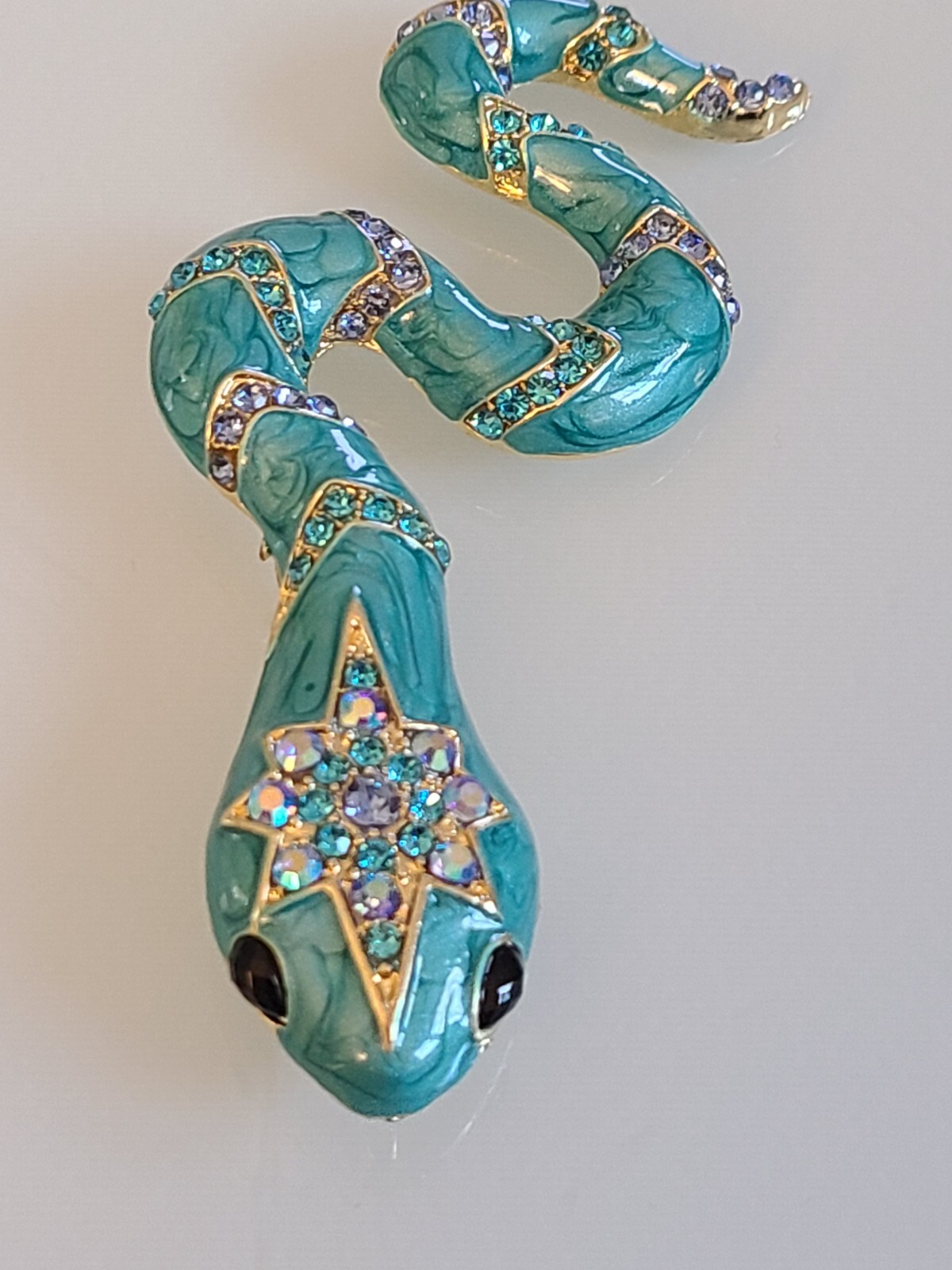 FAB DESIGNER STYLE UNSIGNED HUGE 3.75 INCH SNAKE BROOCH / PENDANT BLUE AURORA