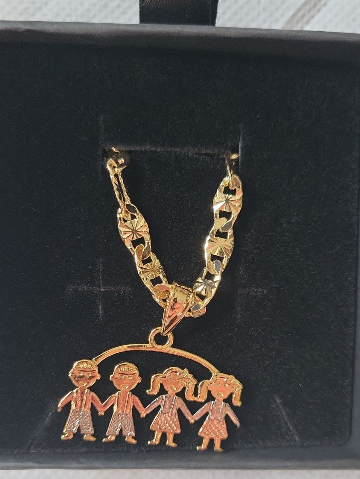 Laminated Gold Family Pendant Necklace