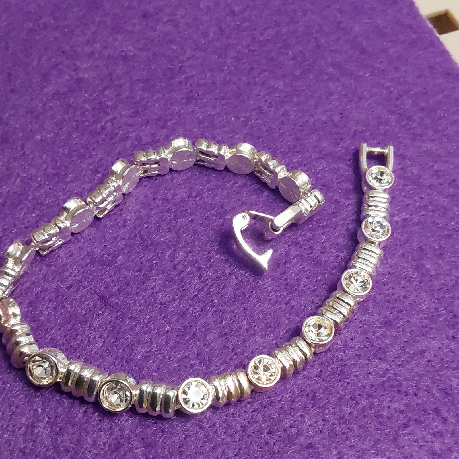 Silver Tone Round Bezel Set Clear Crystal Tennis Chain Bracelet Hook Clasp