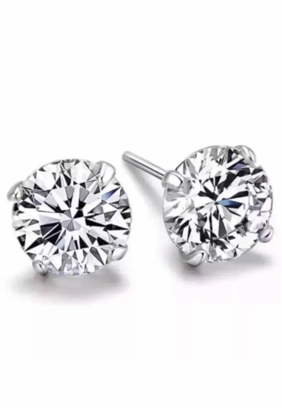 2Pcs Mens Cubic Zirconia CUT CRYSTAL Silver Colour Clear Ear Studs Earrings