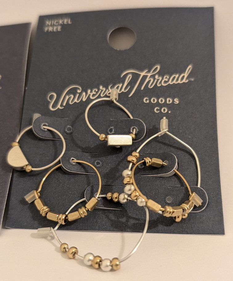 Universal Thread Goods Co. Lot of 5 Pair Earrings Dangle Hoops Silver Gold Tone