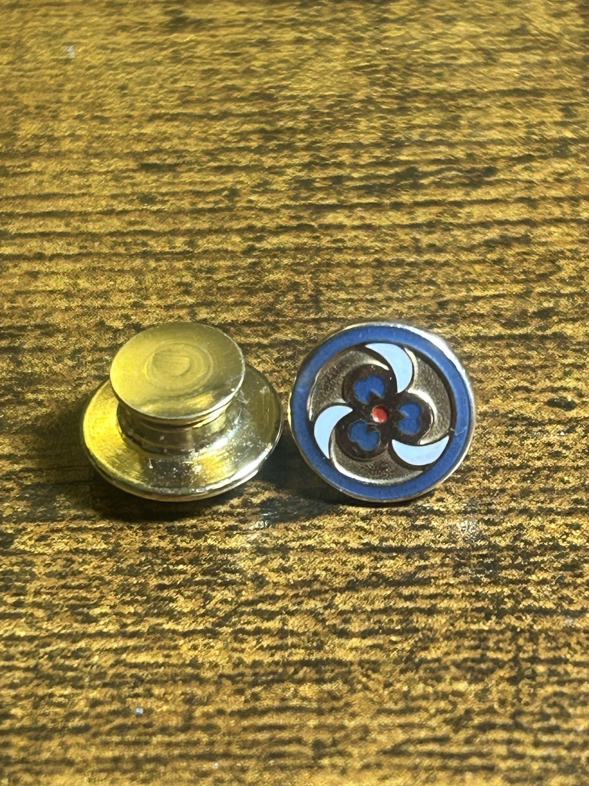 Vintage Girl Scouts Thanks Badge 10K Solid Gold Pin Enamel Blue w/ Case
