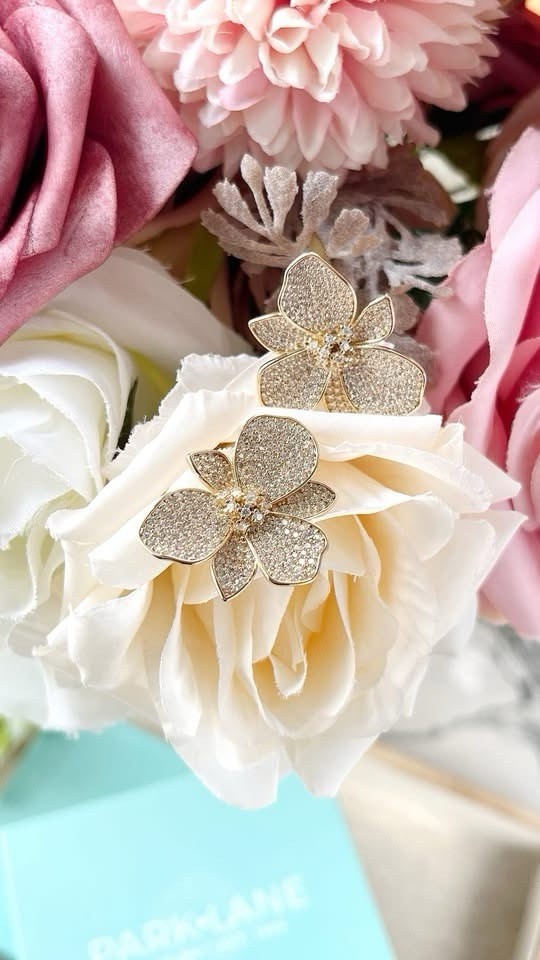 Park Lane DAFFODIL Pave’ CZ Flower Post Earrings