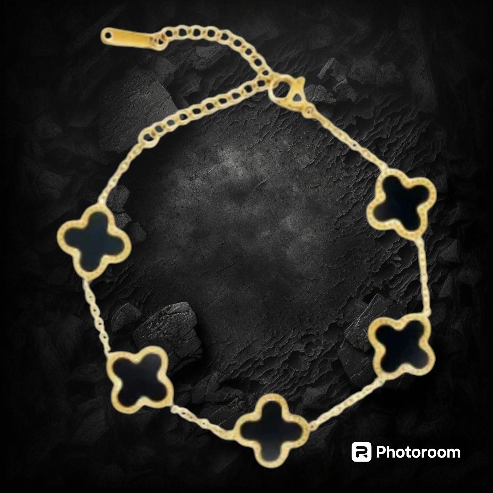18 K Gold Plated Single Sided 4 leaf clover bracelet