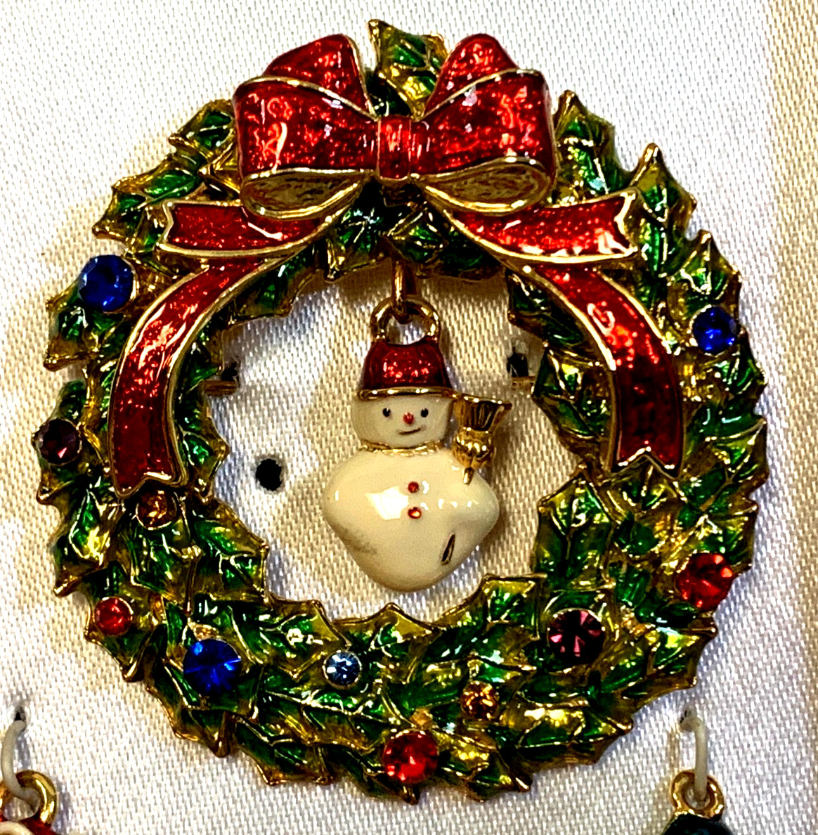 CHRISTOPHER RADKO Christmas Wreath Brooch Pin w/Three Interchangeable Charms