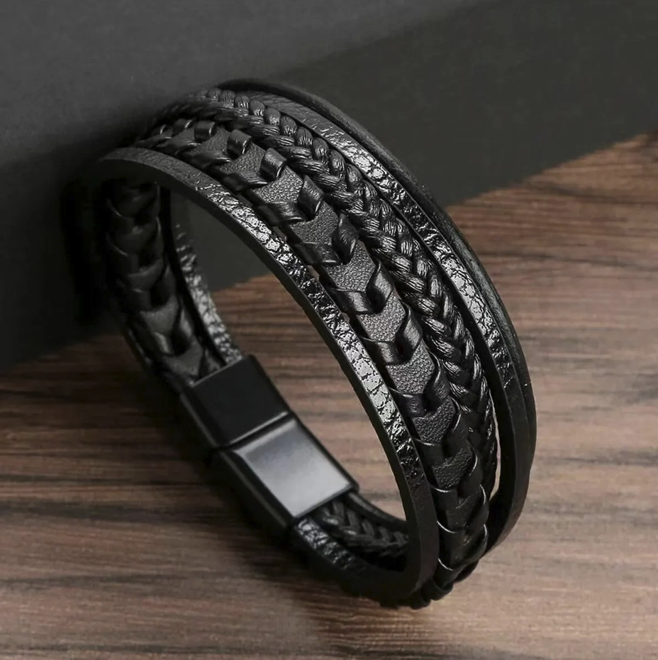 1pc Men’s Multilayer Leather Rope Bracelet Alloy Magnetic Buckle Bangle – NEW