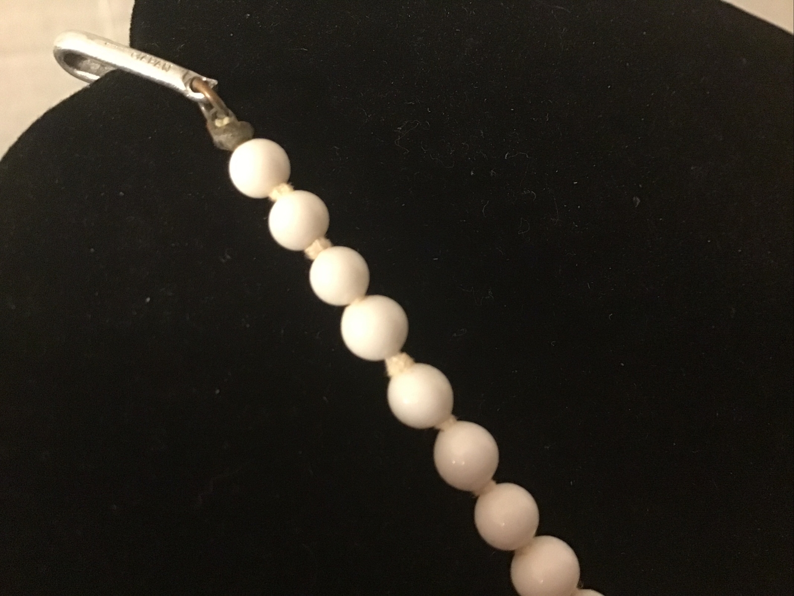 Glass Bead Choker Necklace w Earrings Set White Hand Tied 12″ Japan Vintage