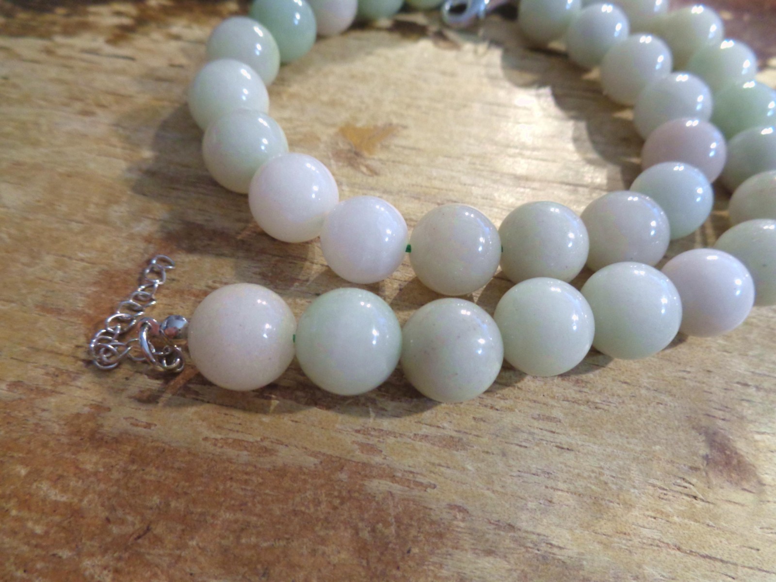 12.5MM MIXED CELADON GREEN LAVENDER JADE JADEITE ROUND BEAD NECKLACE 18-19.5″