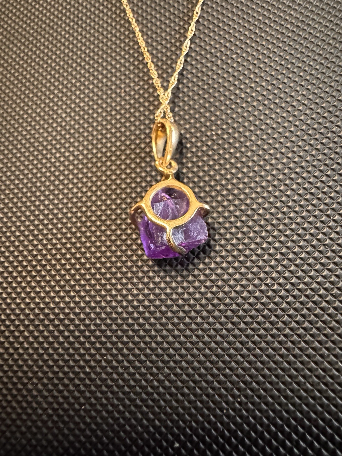 14K Gold Necklace With Genuine Uncut Amethyst Embedded Into Pendant. 18 In, New