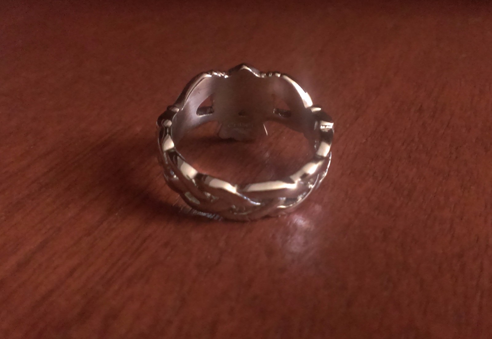 CHISEL BRAND STAINLESS STEEL BRAIDED CLADDAGH WEDDING BAND / RING- SIZE 6