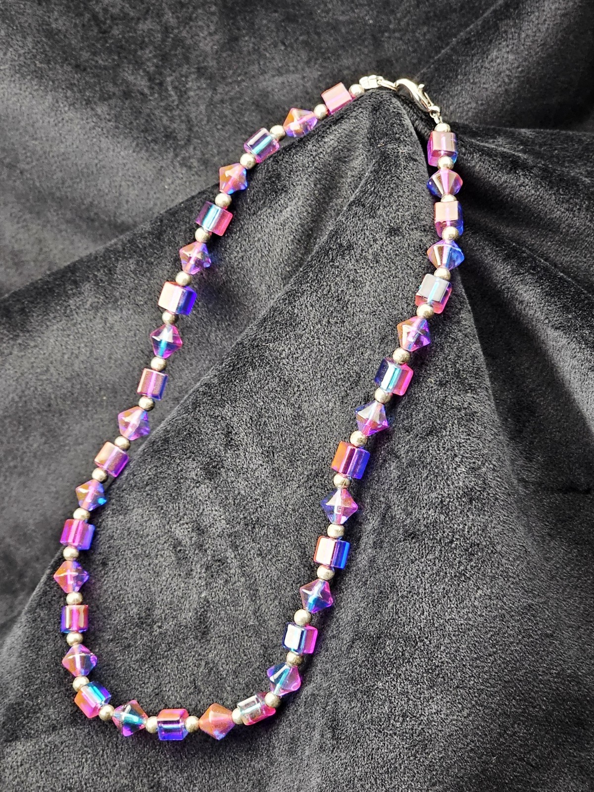 Vintage UV Reactive Possibly Color Process Necklace 15″ Cube & Bicone Beads 25g