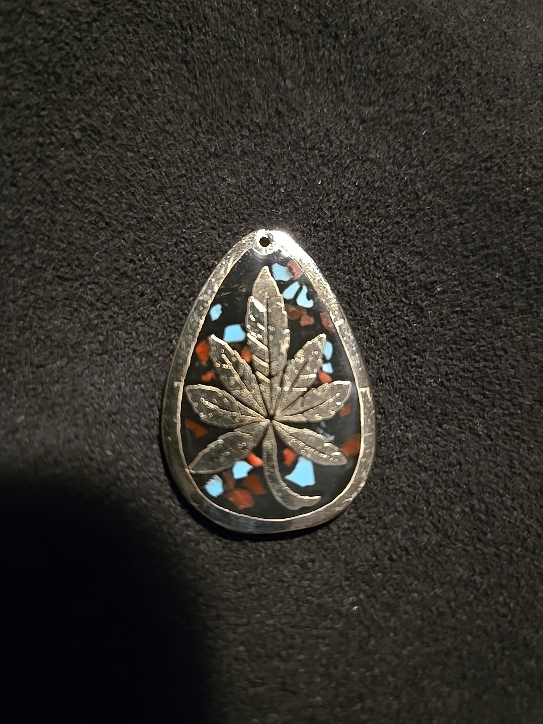Vtg Turquoise Chip Marijuana Leaf Cannabis Pot Weed Pendant Necklace Boho Hippie