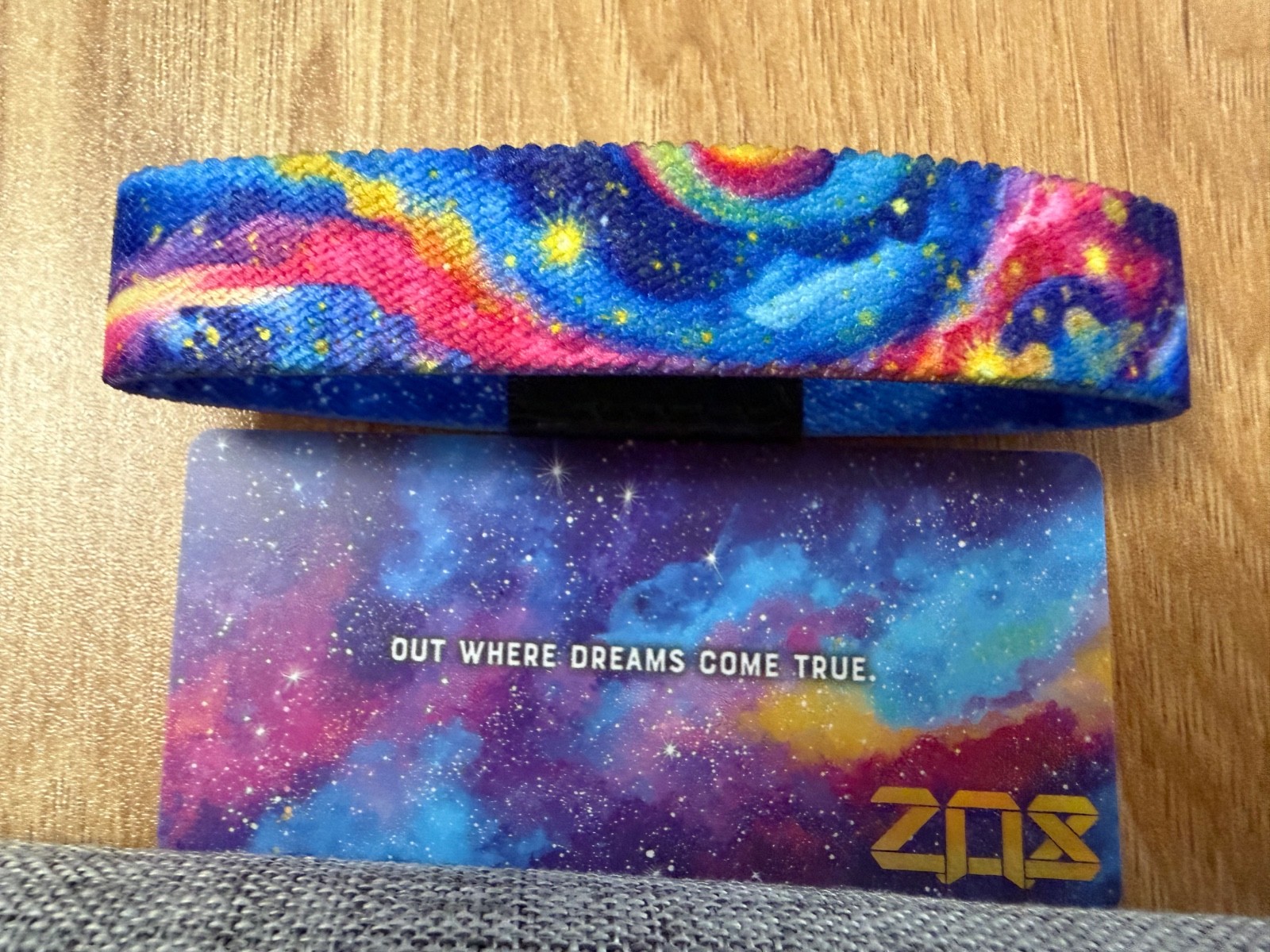 “ZOX OUT THERE SOMEWHERE” MEDIUM NIP $6 SHIPPING FOR UP TO 8