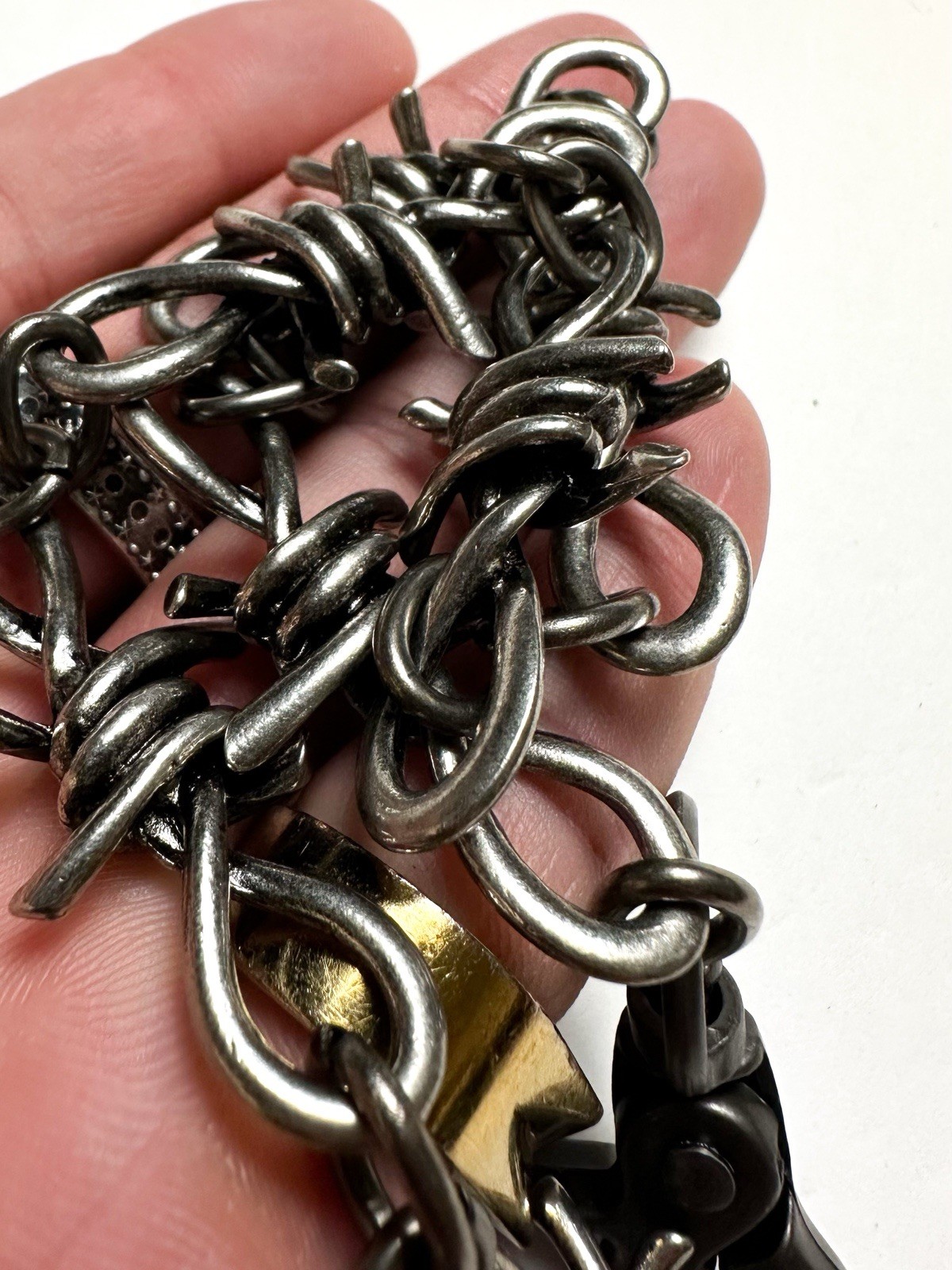 Statement Collective Barbed Wire Choker
