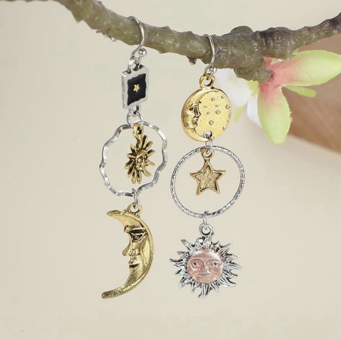Vintage Gothic Sun Moon Star Asymmetric Drop Greek Mythology Dangle Earrings