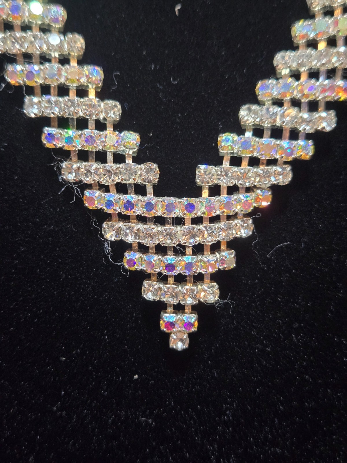 Clear Rhinestone Pointed Necklace Silver Tone