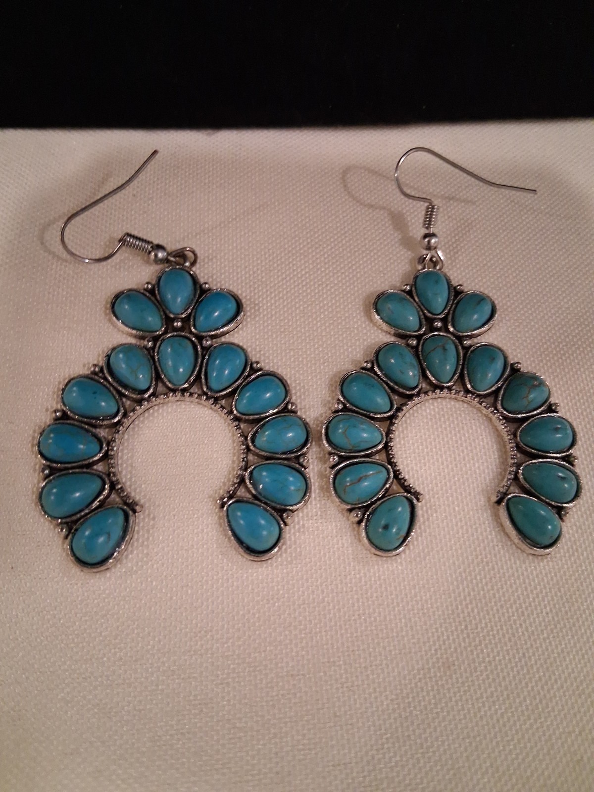 Cute Western Blue Howlite Horseshoe Squash Blossom Dangle Cowgirl Earrings 1.75″