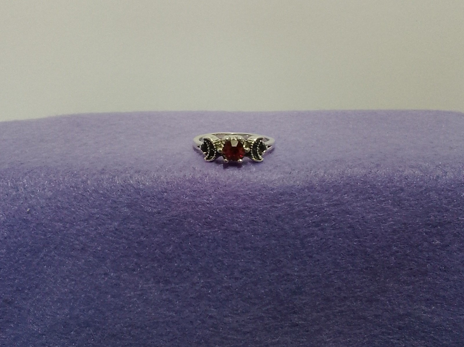 ‘Triple Moon’ Silver Plated Alloy Ring with CZ Ruby & Onyx Accents Size 9