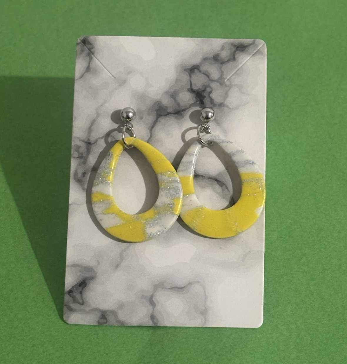 Handmade Yellow & White Teardrop Dangle Drop Earrings Silver Holographic Glitter