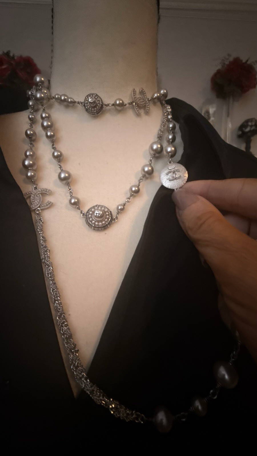 CHANEL Signed Silver Tone Gray Faux Pearl Beaded Link Necklace CC Charm Crystal