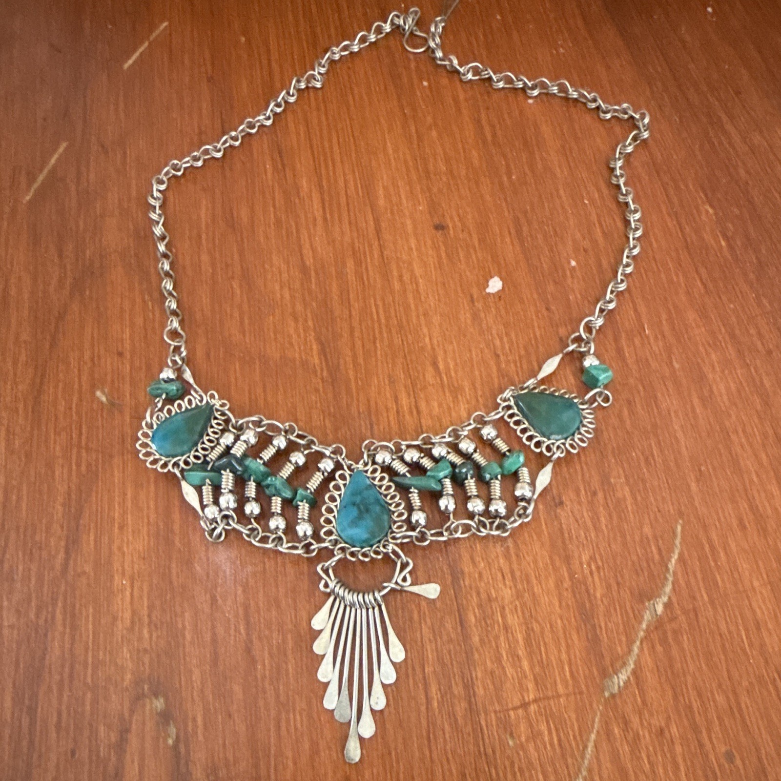 This vintage-style bib necklace turquoise cabochons set in silver 17g 16” length