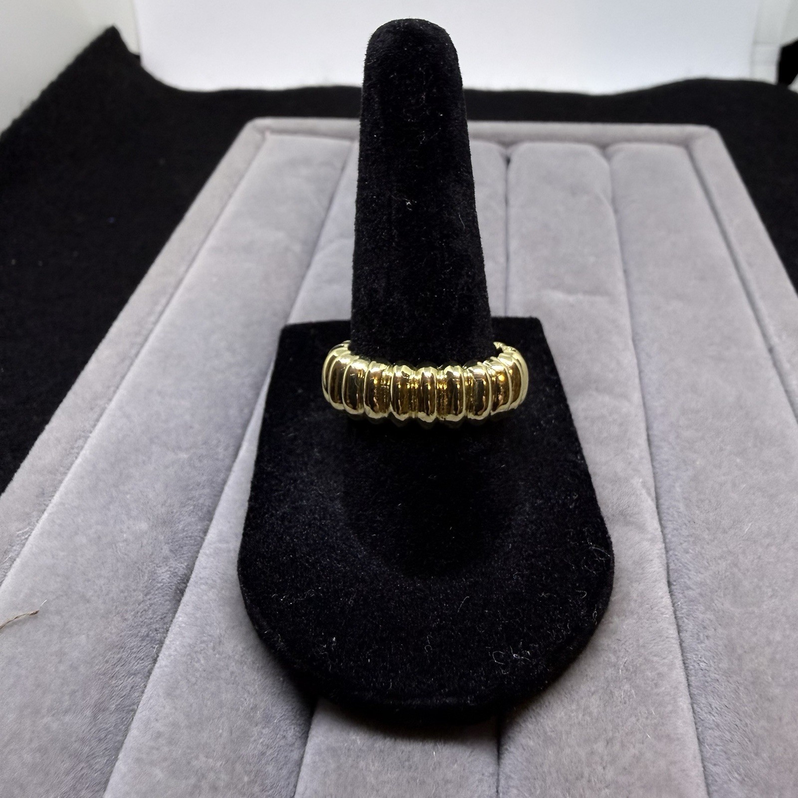 Sim. Diam. Eter. Ring In Goldtone. Blk. Enam. The Ring Is A Size 8. 1.10 Ctw