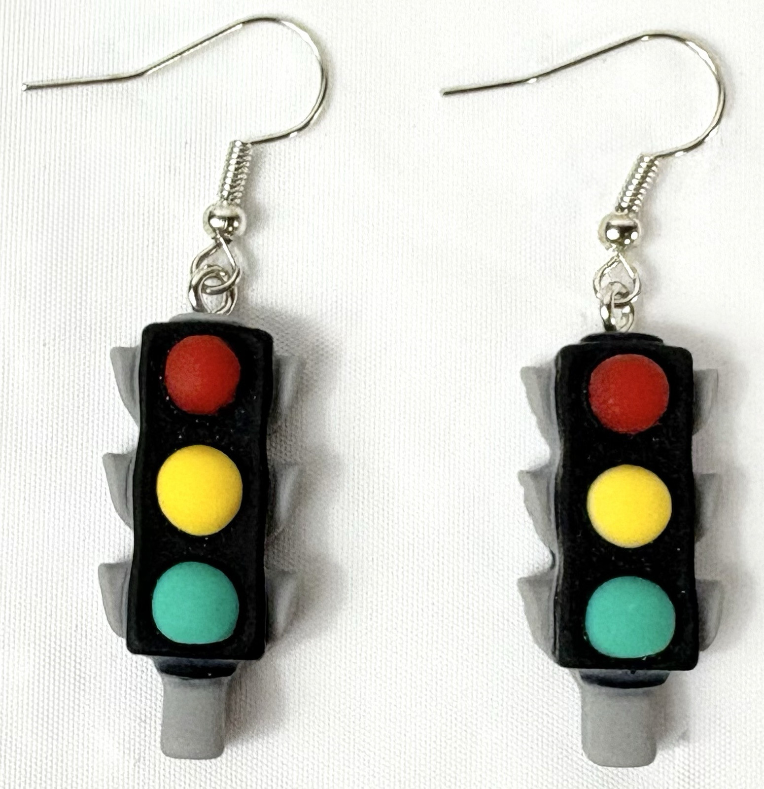 Hook Drop Dangle Silver Tone Earrings Gray Stoplights Traffic City Street Signs