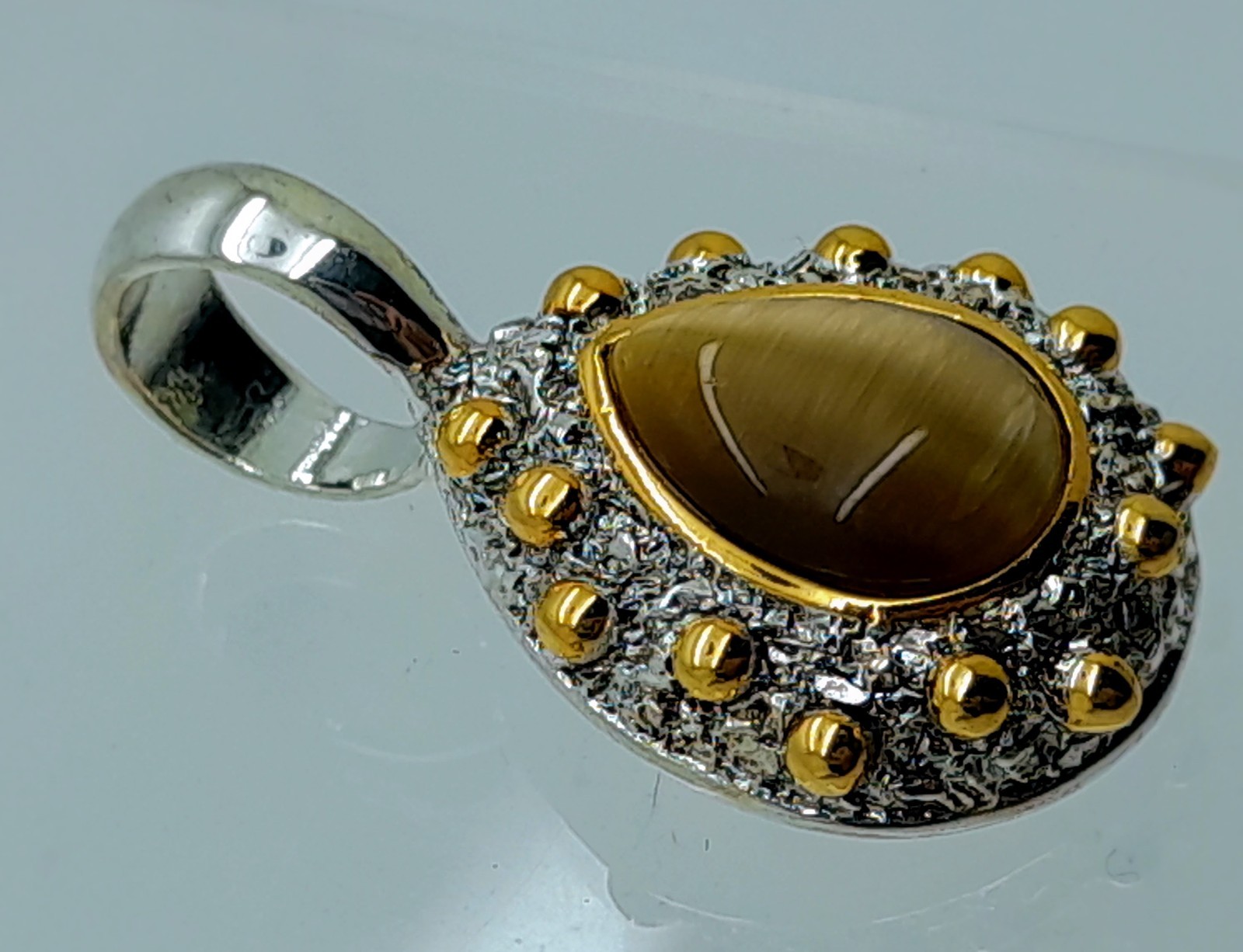 Chunky teardrop shape Gold & silver brown Cat eye pendant charm fashion jewelry
